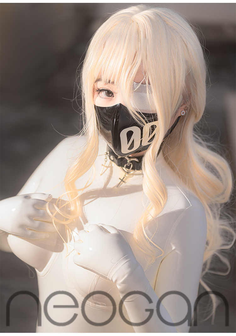 InTheMask by MOLIS NEOGAN NW10 pure white custom fashion latex catsuit displayed on a mannequin with detailed close-up.