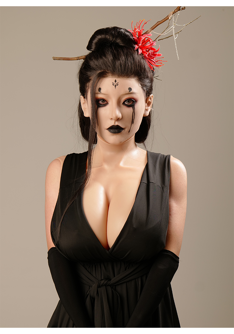 SecondFace Luxuria silicone breastplate with L cup size, realistic chest prosthetic for cosplay or costume use, by Inthemask by Moli's.