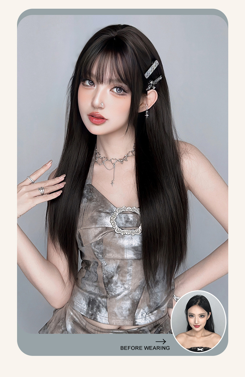 Long straight black wig from InTheMask by MOLIS, 73cm hair with full black tea color, showing the sleek, smooth hairstyle.