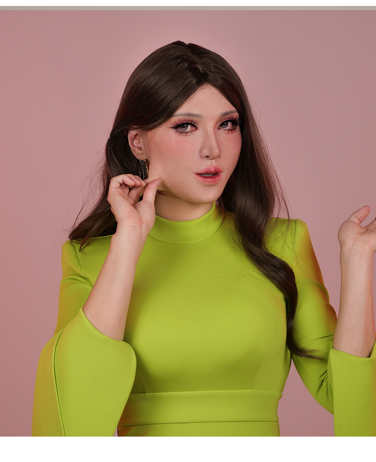 "Molly3 Facial" SFX-Level Silicone Female Mask by MoliFX | Mask of 2026
