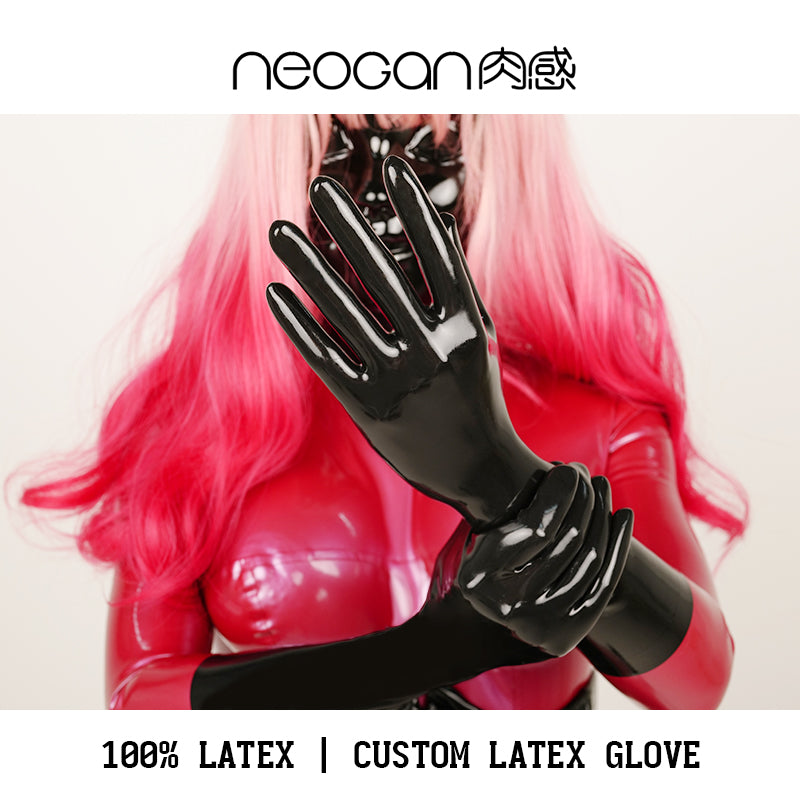 Black latex NEOGAN GS30 full-length gloves by Inthemask, designed for immersive role-play, featuring a 35cm length and original Malaysian latex.