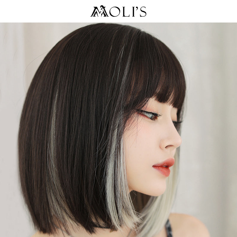 Inthemask by Moli's short straight black and gray wig with flush bang, 33cm length, featuring a sleek, stylish look.