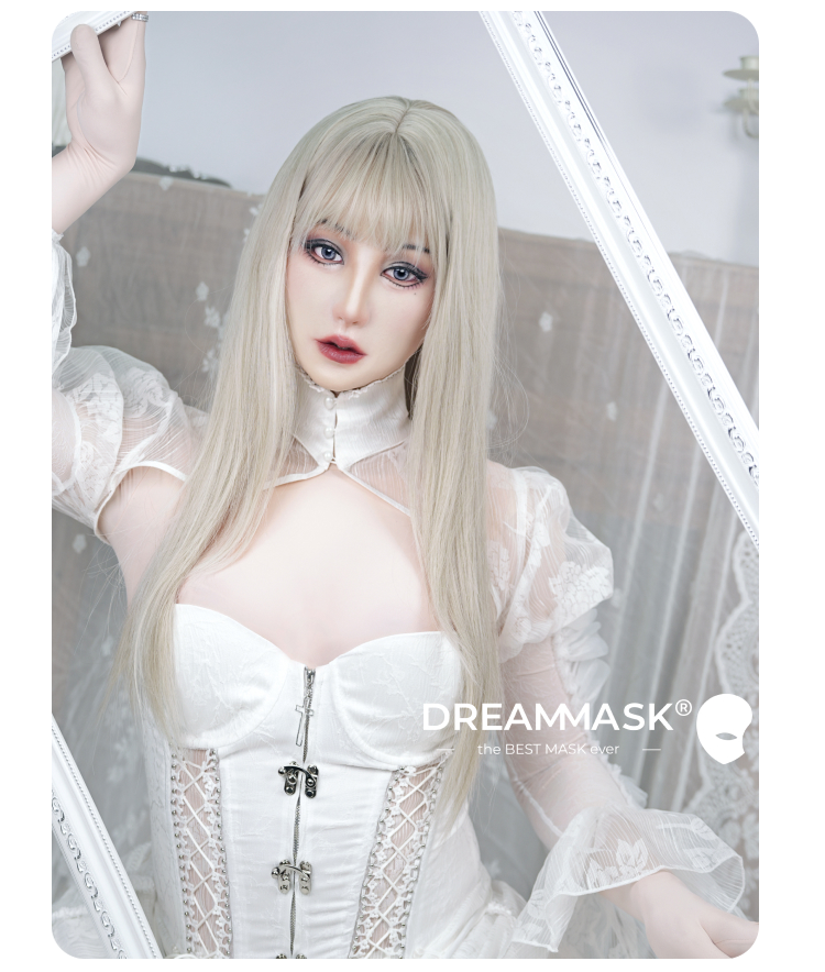 Yao M27M The Female Mask from Inthemask by Moli's, featuring open eyeholes, punched eyebrows, and a zipper at the back.