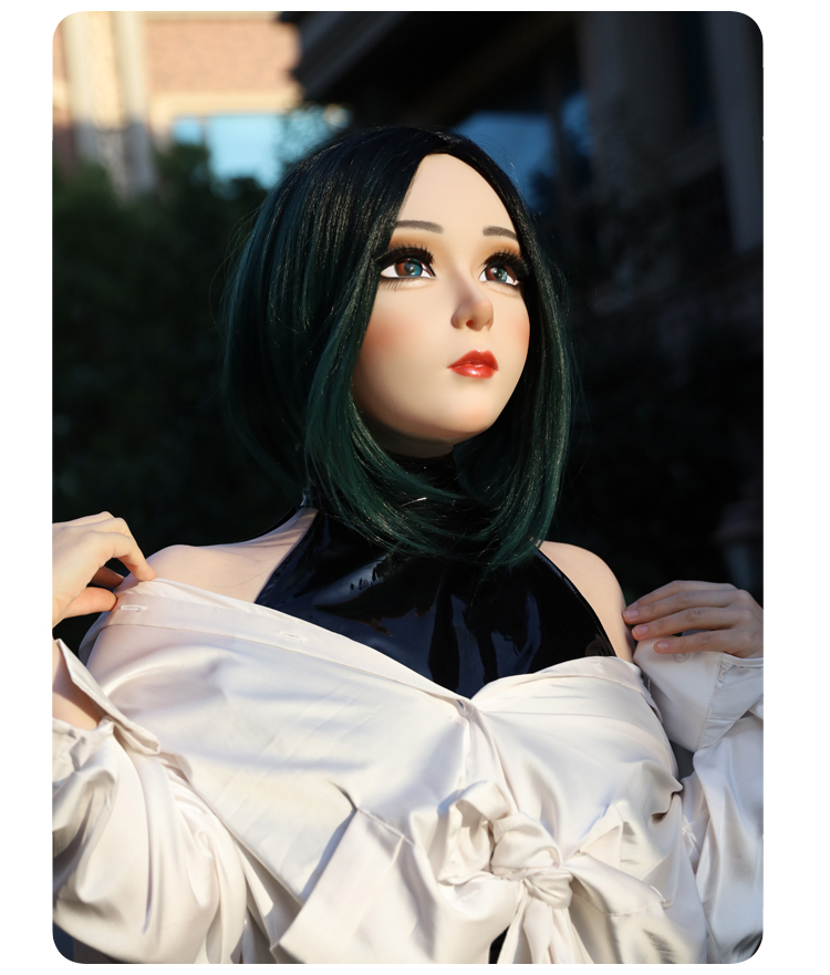 Tammie | Geknebelte weibliche Puppenmaske von Moli's