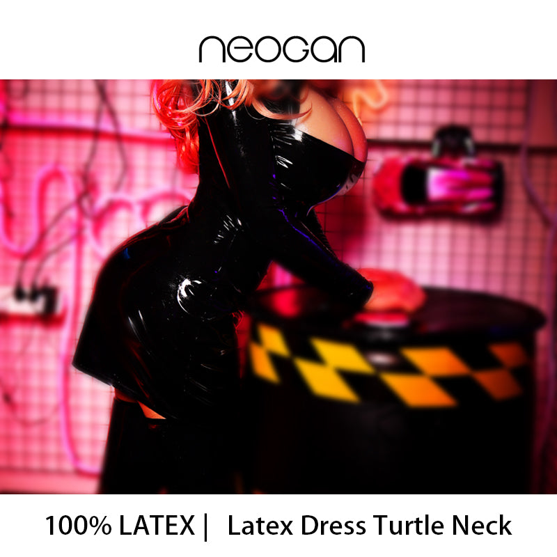 NEOGAN ND70 | 100 % maßgeschneidertes Latexkleid mit Rollkragen