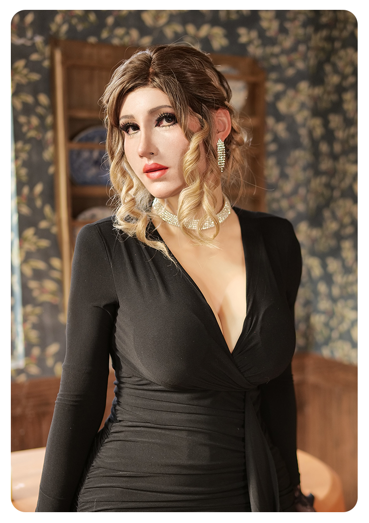 MoliFX Molly2 SFX-Level silicone female mask by Inthemask, realistic face with smooth skin, chin to eyebrows, no eyebrows, 54-60cm.